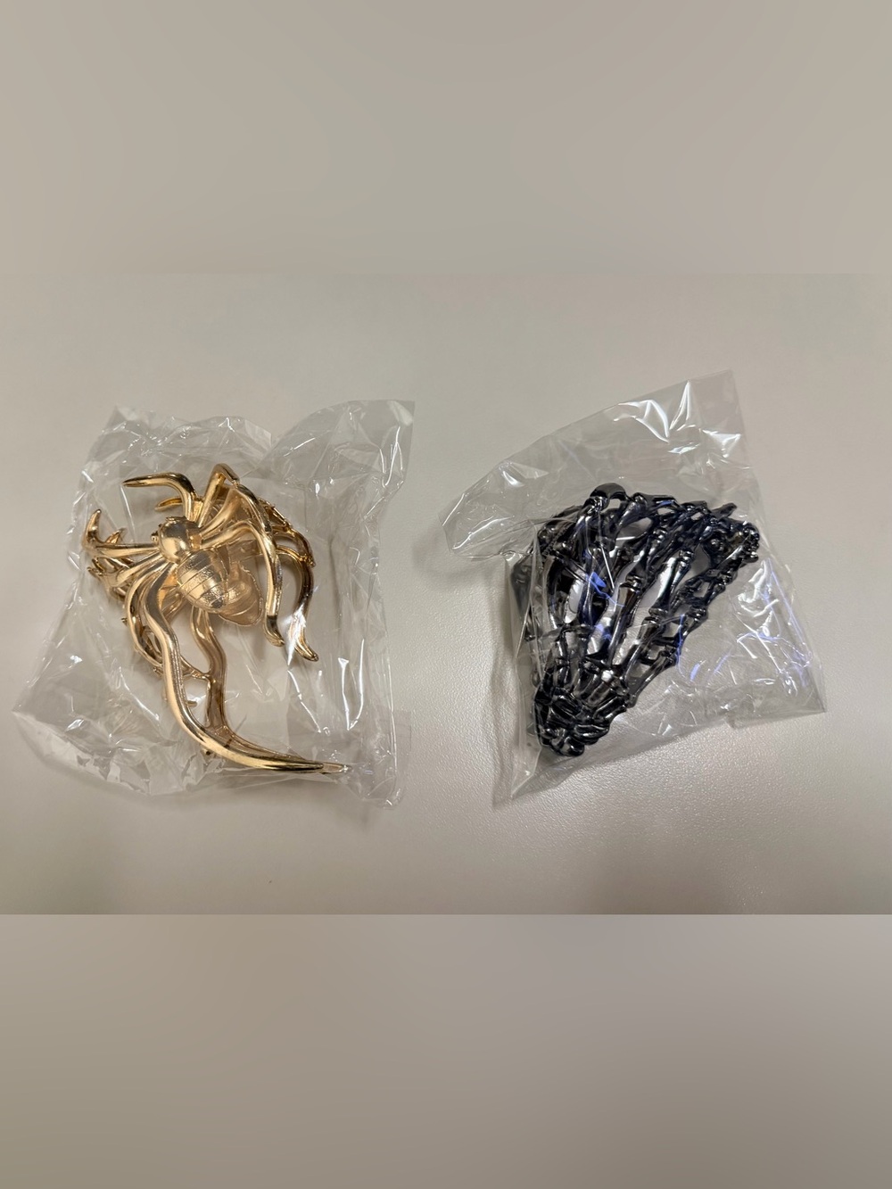 🍂Bundle🍂Gold and Black Halloween Hair Clips